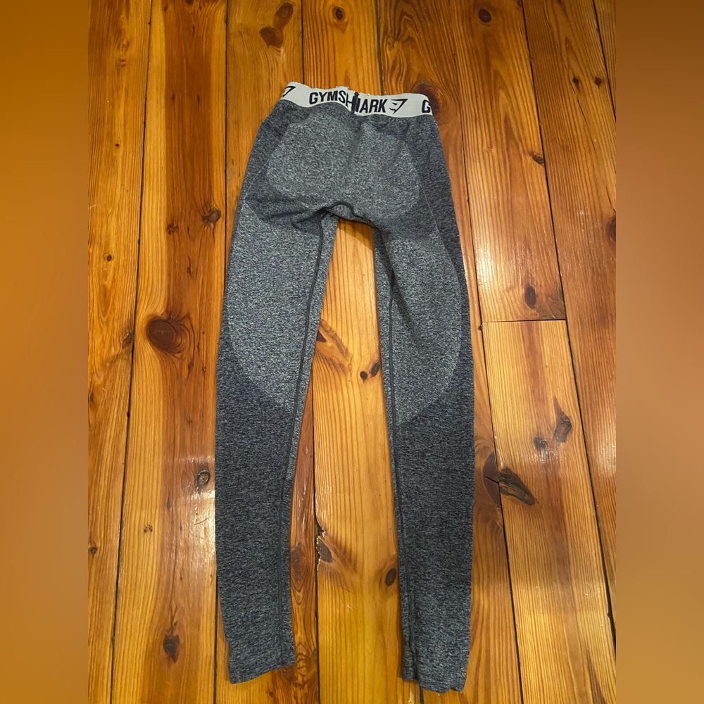 Great for gym, rarely worn, stretchy leggings